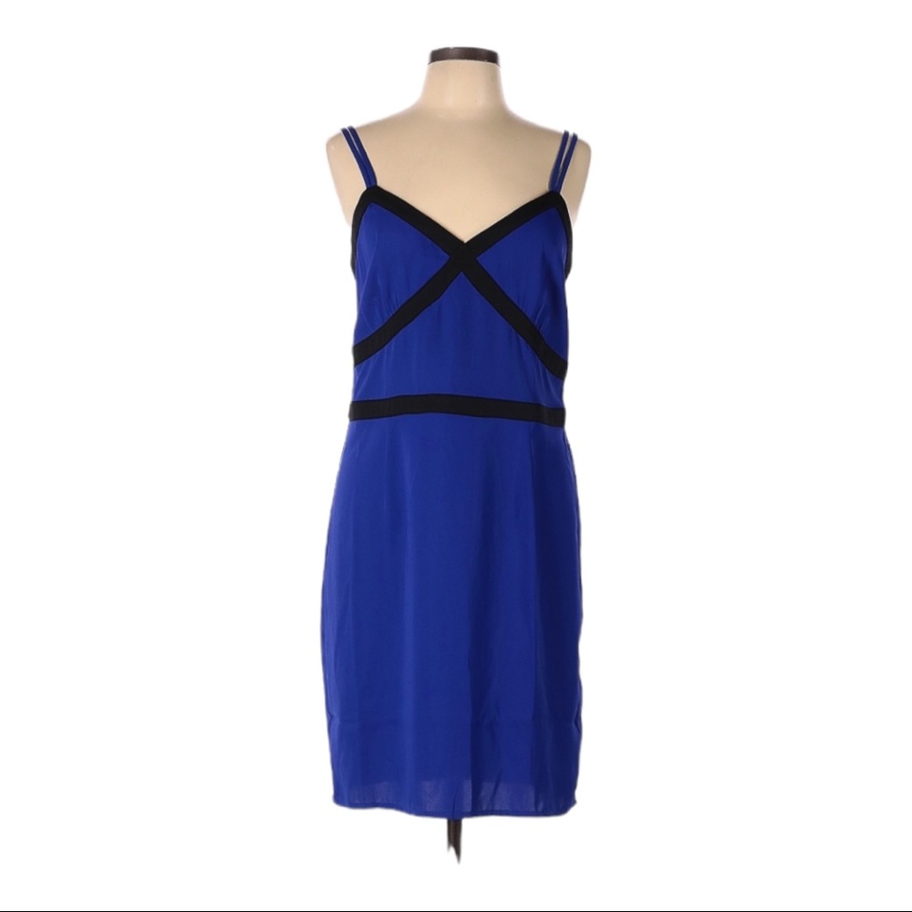 BEBE Casual Dress Size 10 Blue Black Sleeveless V-Neck Knee Length NEW $79